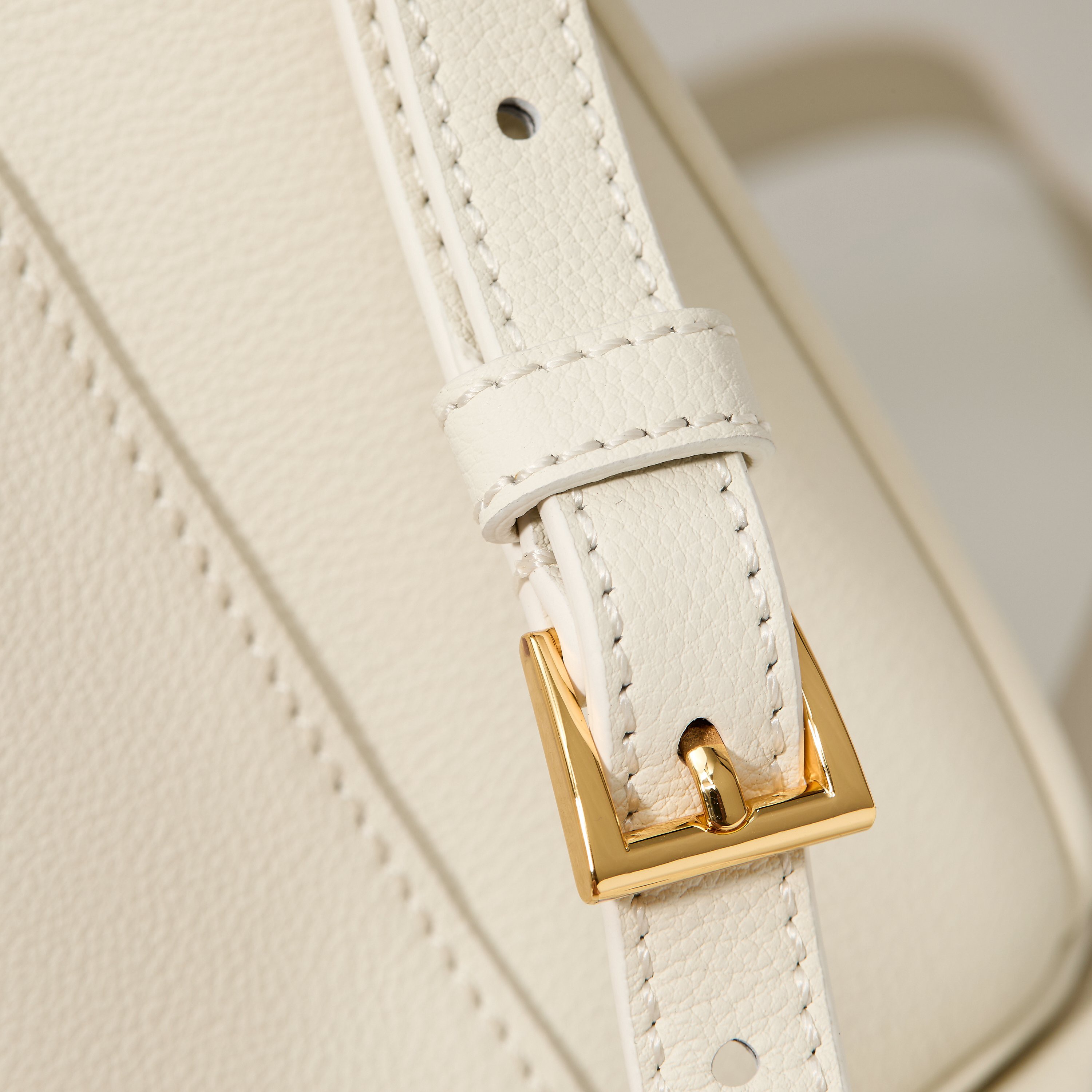 Prada 프라다 갤러리아 스몰 토트백 그레인드 카프스킨 아이보 골드 하드웨어 1BA896 20cm 14