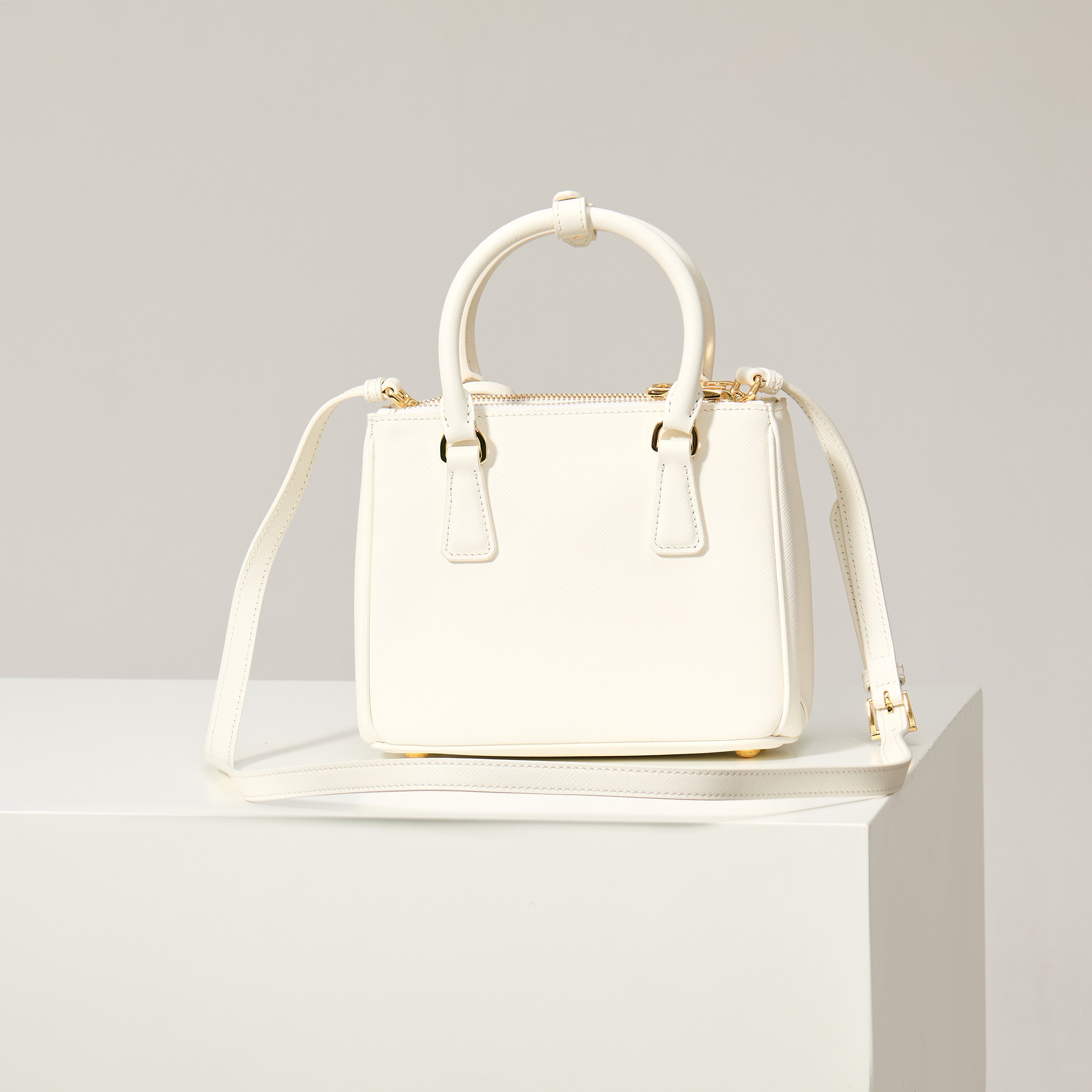 Prada 프라다 미니 갤러리아 토트백 사피아노 레더 아이보리 골드 20cm 2