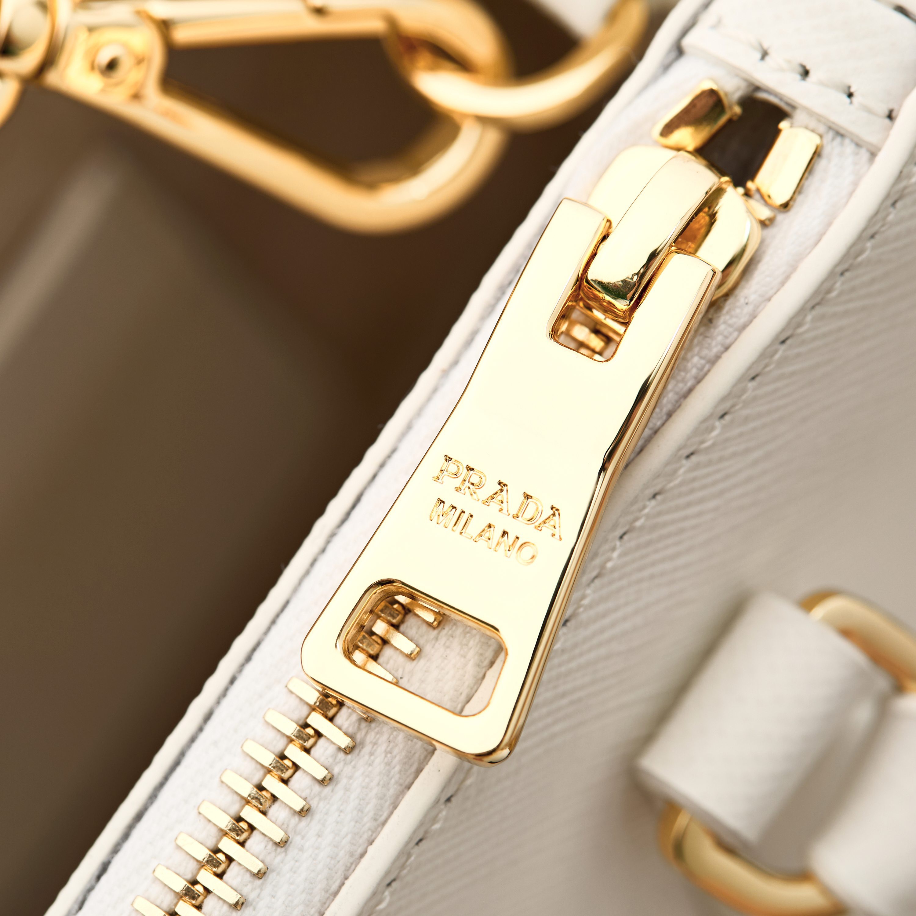 Prada 프라다 미니 갤러리아 토트백 사피아노 레더 아이보리 골드 20cm 7