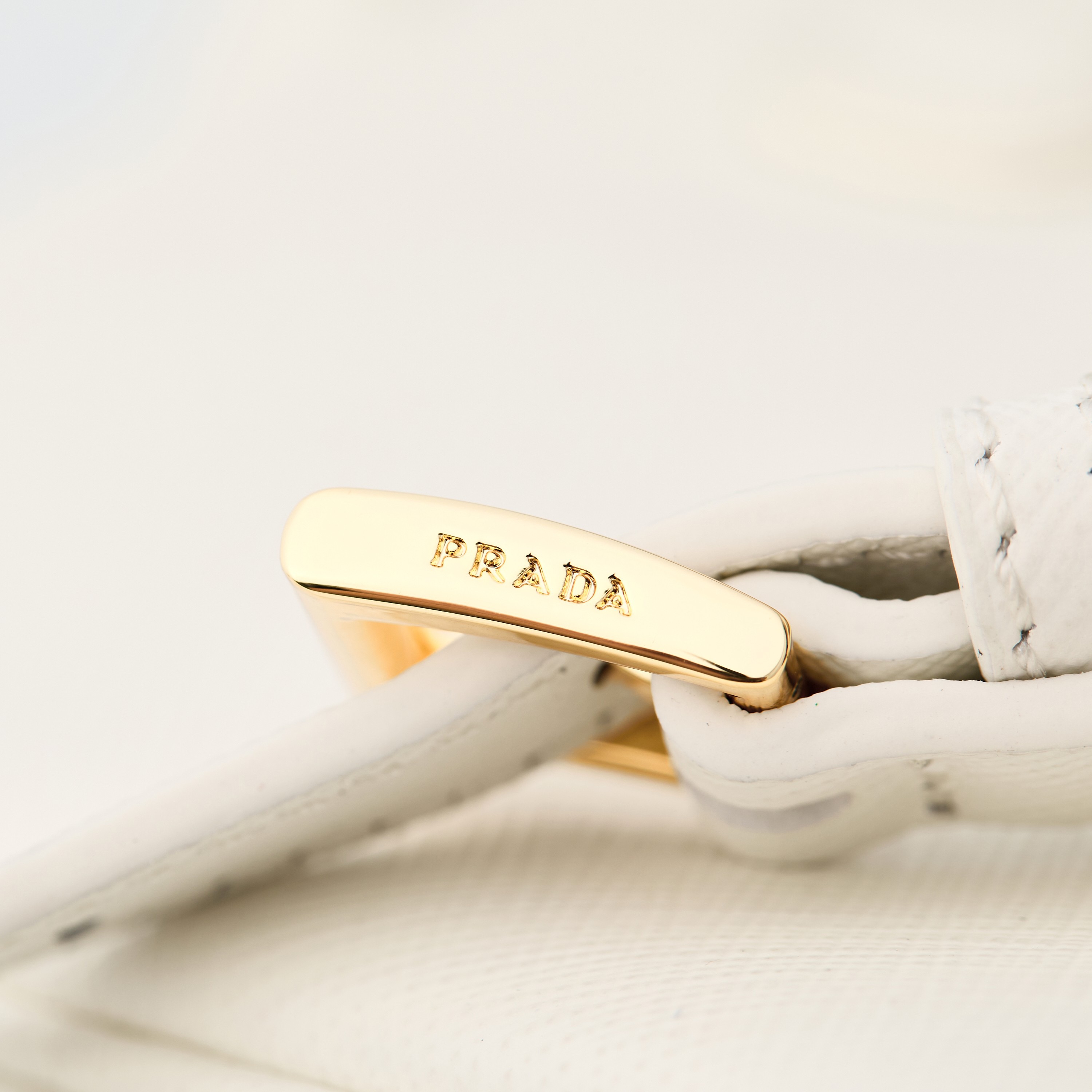 Prada 프라다 미니 갤러리아 토트백 사피아노 레더 아이보리 골드 20cm 14