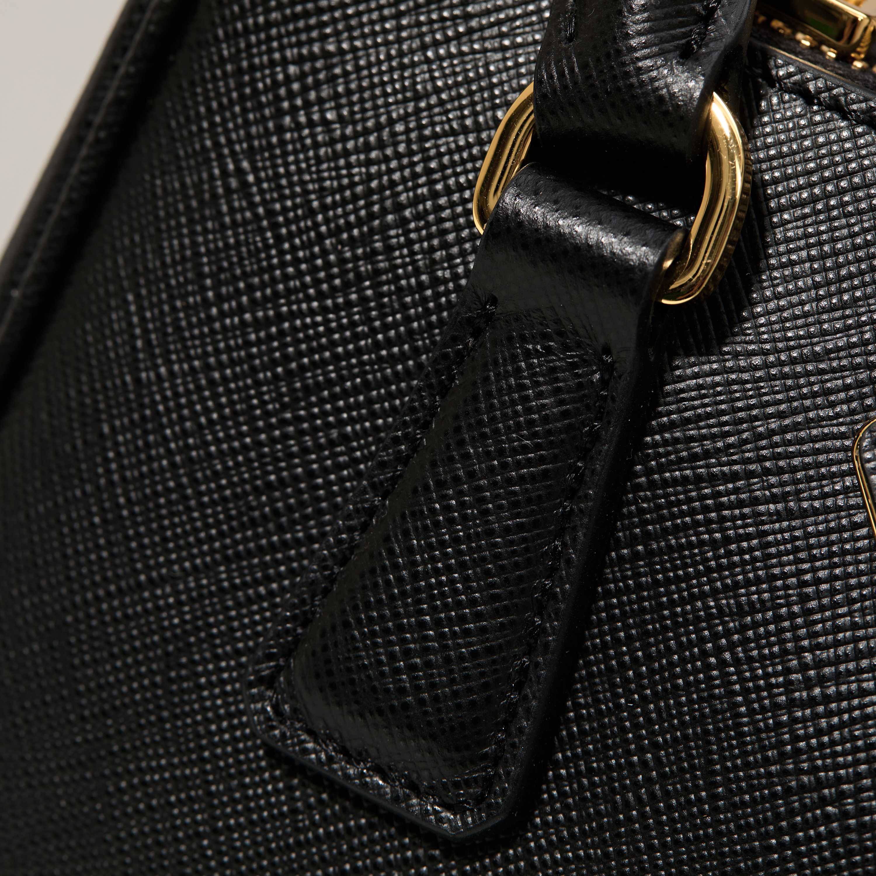 Prada 프라다 미니 갤러리아 토트백 사피아노 레더 블랙 골드 20cm 16