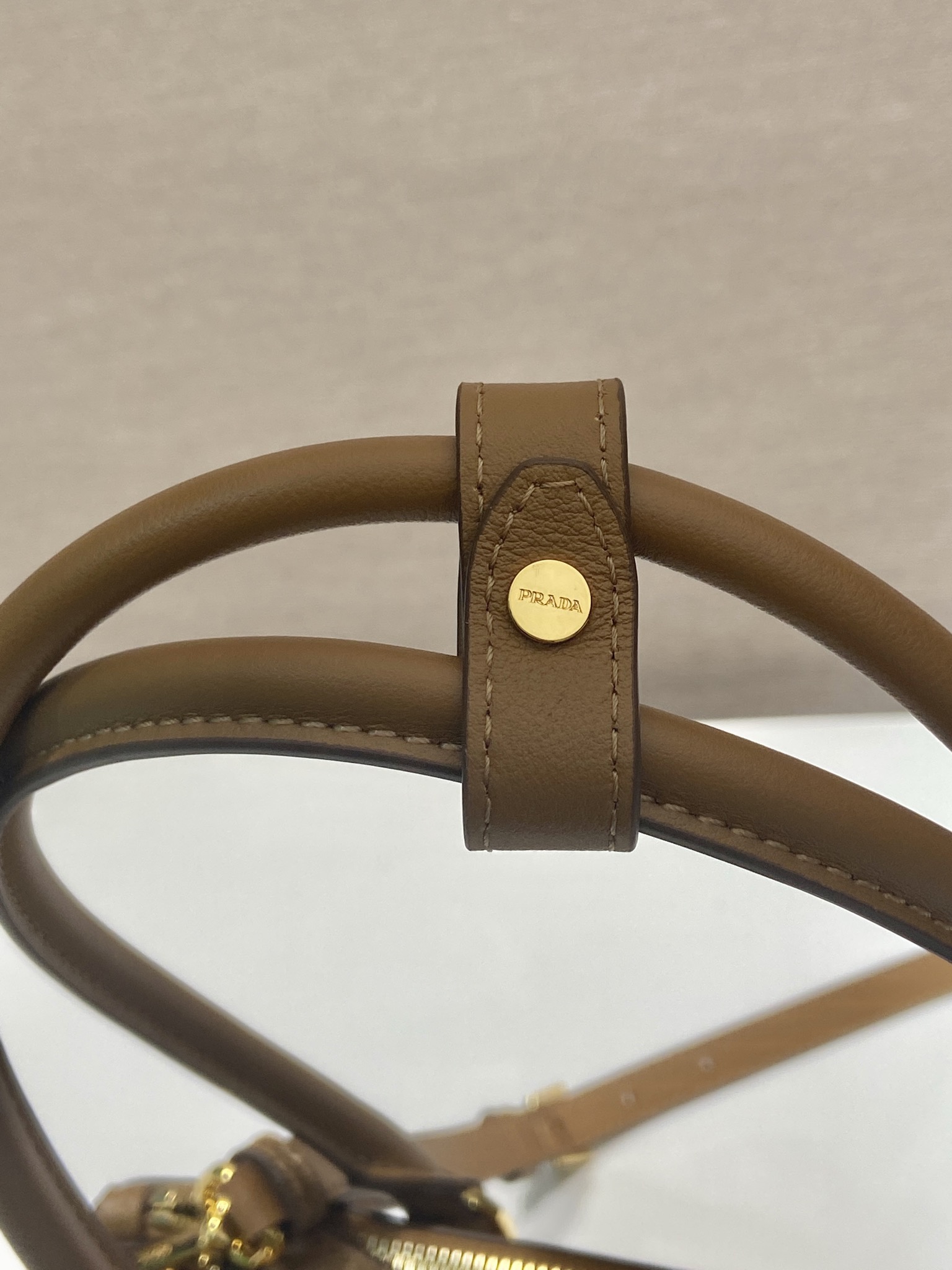 Prada 프라다 1BA457 더블 핸들 토트백 레더 브라운 골드 28cm 7