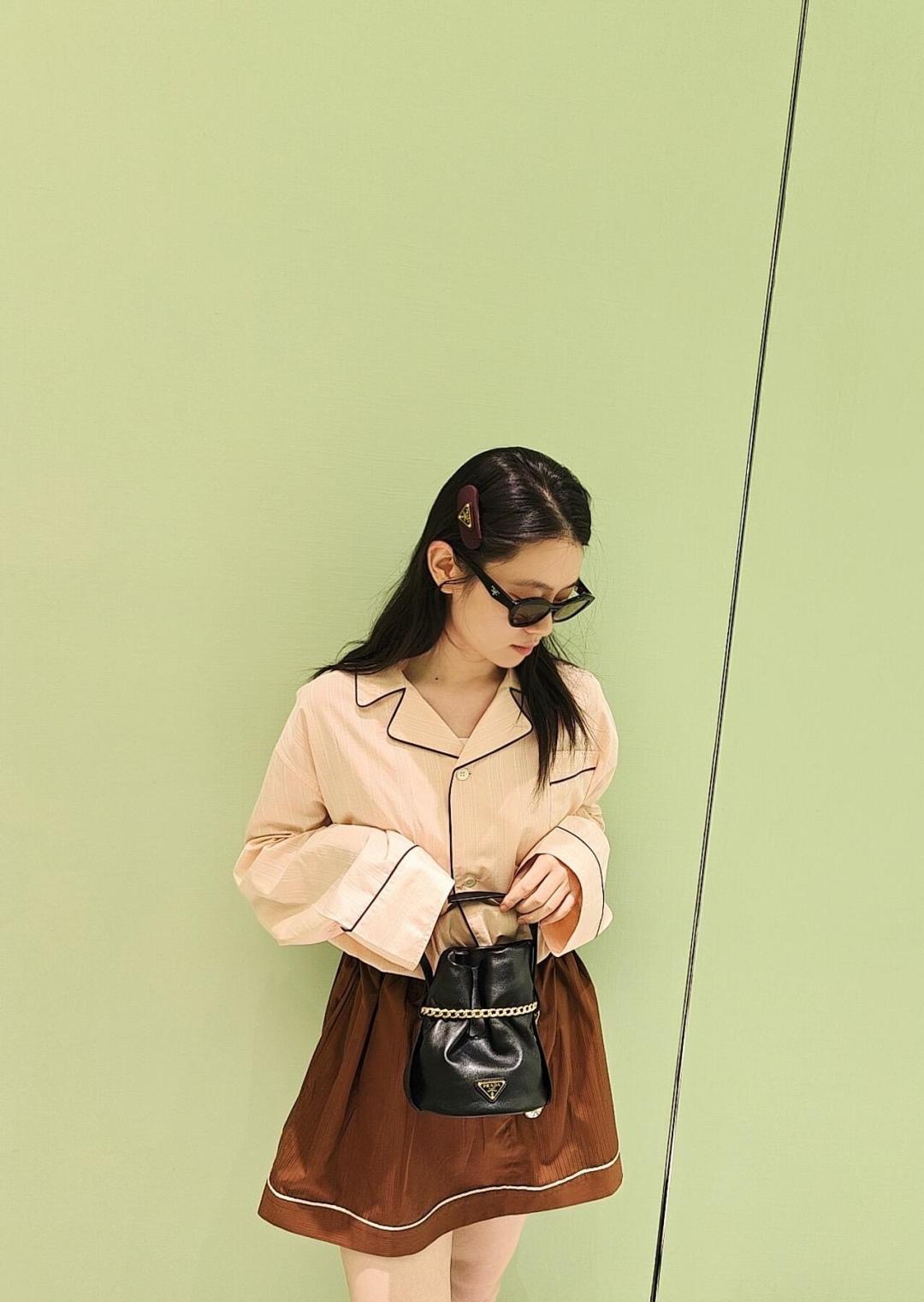 Prada 프라다 1BE088 램스킨 버킷백 골드 체인 블랙 1