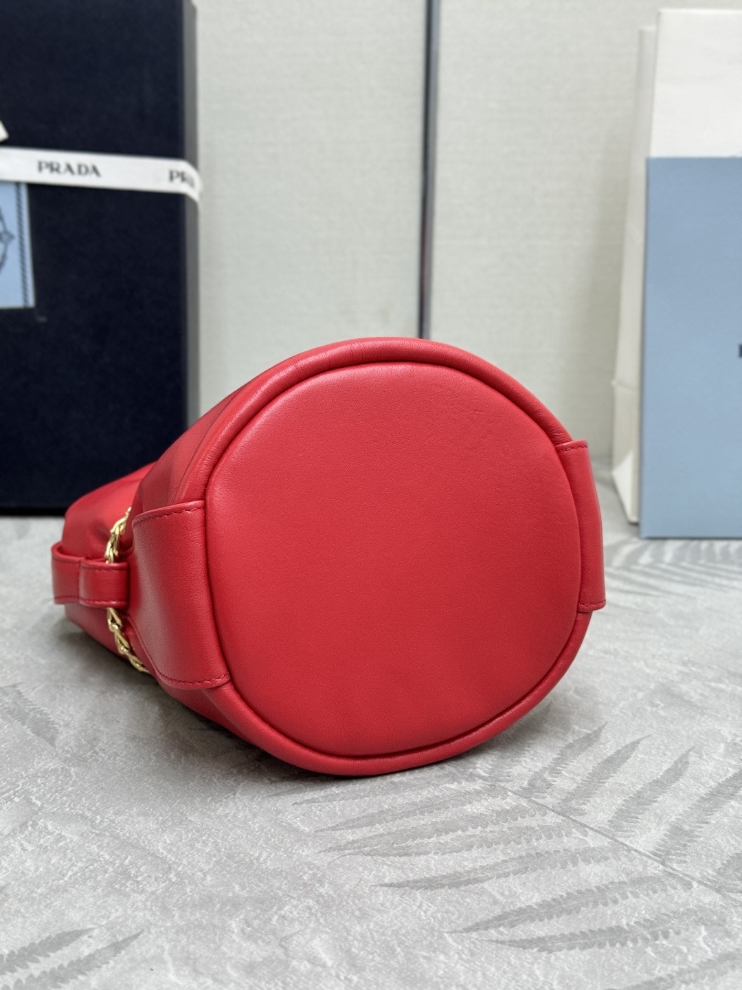 Prada 프라다 1BE088 램스킨 버킷백 골드 체인 블랙 11