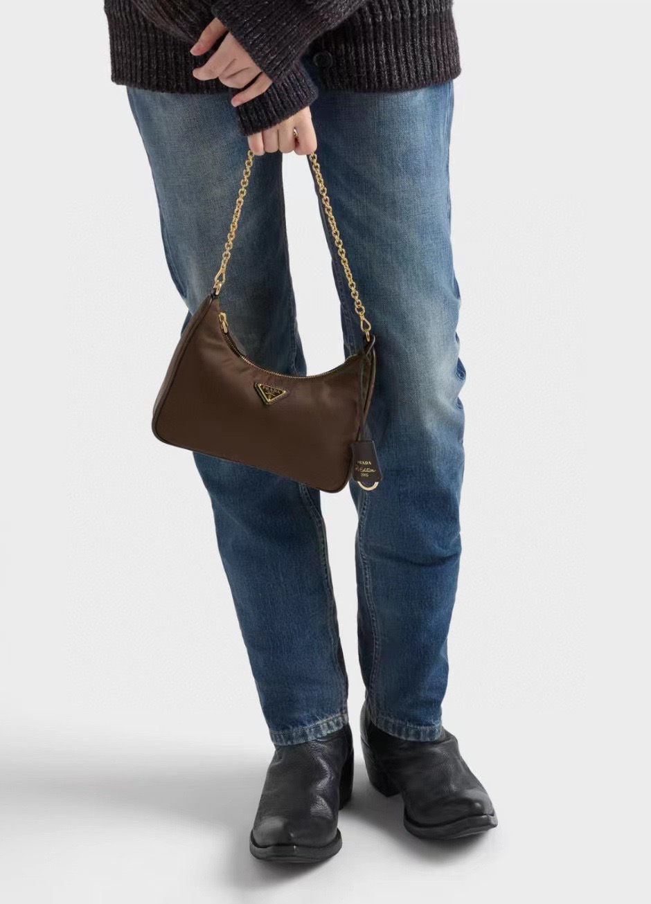 Prada 프라다 1BH204 리에디션 나일론 호보백 3-in-1 테수토 브라운 골드 하드웨어 3