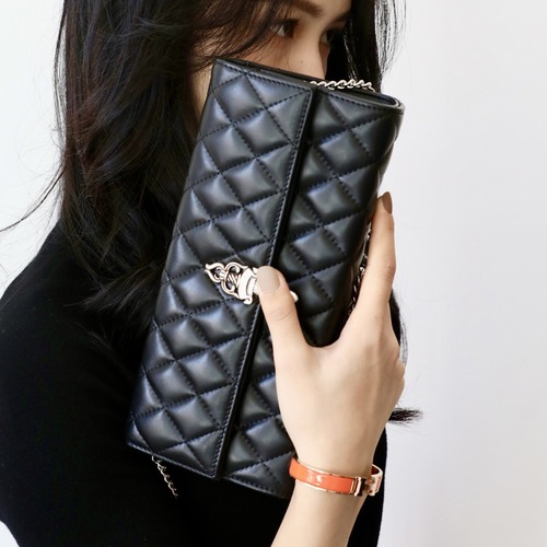 Chrome Hearts Quilted Dagger Chain Clutch 크롬하츠 퀼팅 대거 체인 클러치