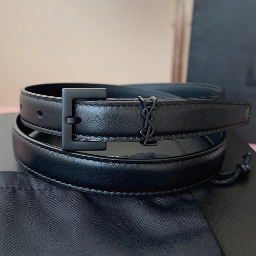 SAINT LAURENT Slim Monogram Leather Belt 생로랑 슬림 모노그램 가죽 벨트 폭2cm 블랙