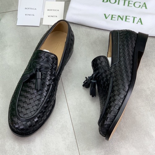 Bottega Veneta Intrecciato Leather Tassel Loafers 보테가베네타 인트레치아토 레더 태슬 남녀공용 로퍼 블랙