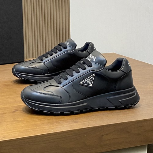 Prada Milano Men’s Leather Panel Sneakers 프라다 2016 밀라노 남성 가죽 패널 캐주얼 스니커즈 올블랙