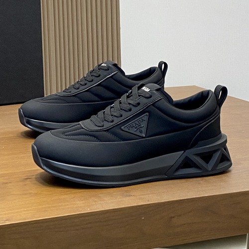 Prada Men’s Leather Panel Low Sneakers 프라다 남성 가죽 패널 로우 스니커즈 올블랙