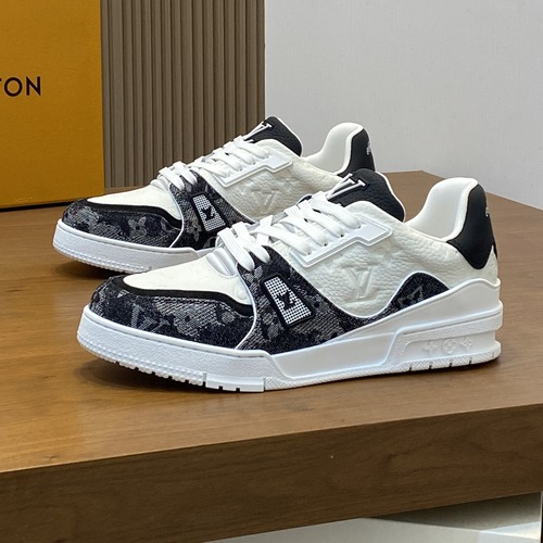 Louis Vuitton LV Trainer Low Sneaker 루이비통 LV 트레이너 로우 블랙 화이트 남성 스니커즈
