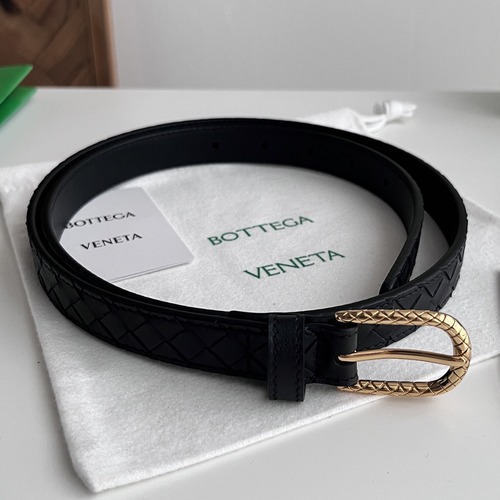 Bottega Veneta 보테가베네타 보테가 베네타 인트레치오 여성 가죽 벨트