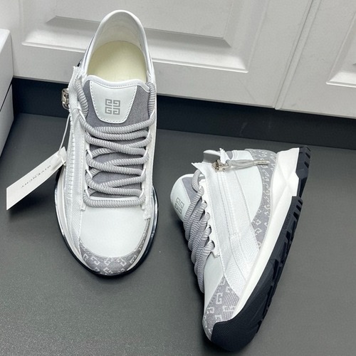 Givenchy 지방시 Spectre 4G 로고 남성 스니커즈