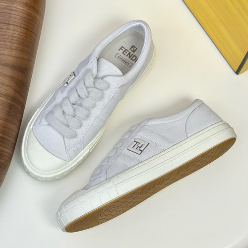 FENDI 펜디 Match 남성 레더 로우탑 스니커즈