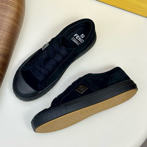 FENDI 펜디 Match 남성 레더 로우탑 스니커즈