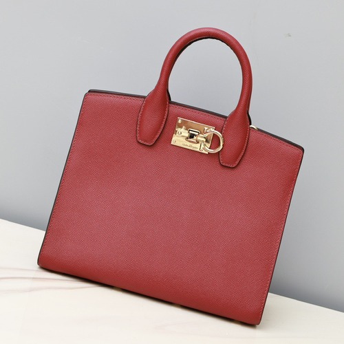 FERRAGAMO 페라가모 FW2023 스튜디오 시리즈 핸드백