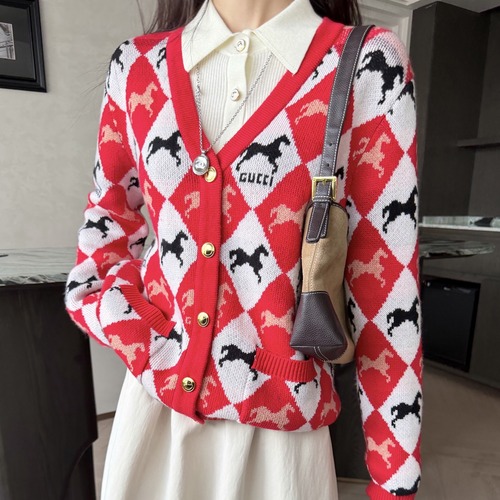 Gucci 구찌 마상 아가일 V넥 니트 가디건
