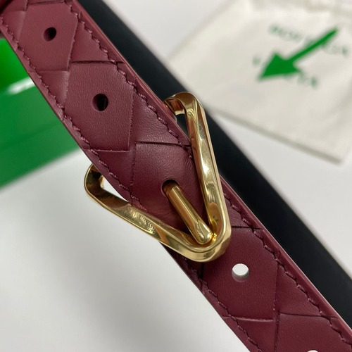 Bottega Veneta 보테가 베네타 트라이앵글 버클 퀼티드 레더 벨트 2cm