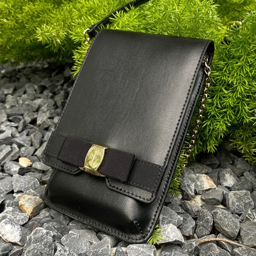 FERRAGAMO 페라가모 FW2023 리본 디테일 핸드폰 가방