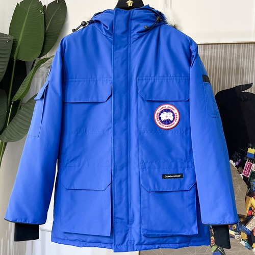 CANADA GOOSE 캐나다구스 FW2024 클래식 다운 재킷