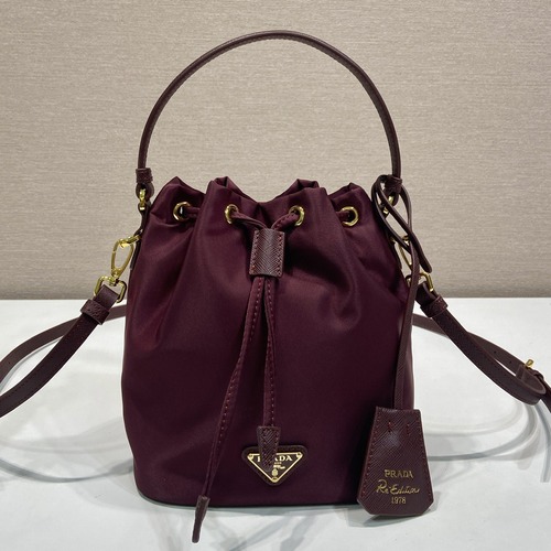 PRADA 프라다 FW2023 나일론 버킷백