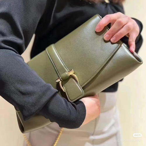 FERRAGAMO 페라가모 FW2023 Gancini 체인 숄더백