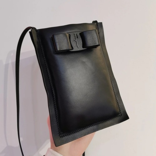 SALVATORE FERRAGAMO 살바토레 페라가모 FW2023 리본 장식 핸드백