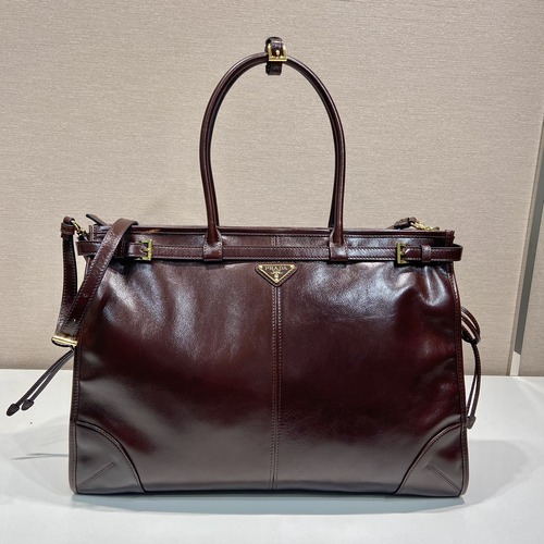 PRADA 프라다 FW2023 오일 가죽 토트백