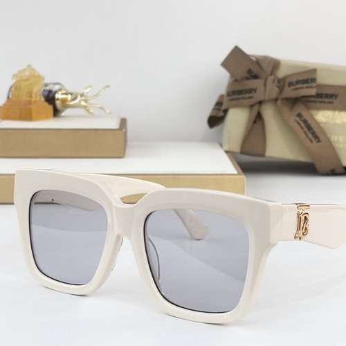 BURBERRY 버버리 스퀘어 아세테이트 선글라스