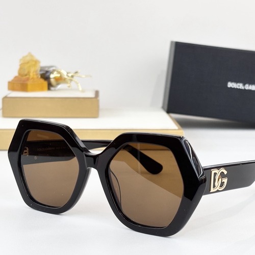 DOLCE & GABBANA 돌체앤가바나 오버사이즈 스퀘어 선글라스