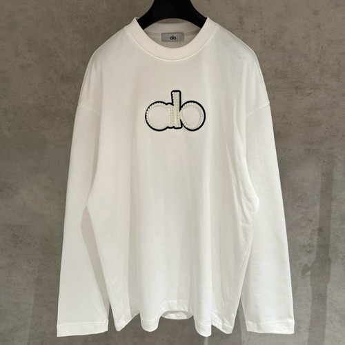 Alo FW2023 라운드넥 긴팔 티셔츠