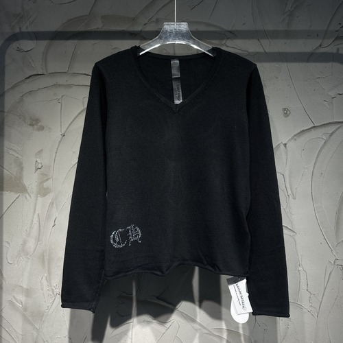CHROME HEARTS 크롬하츠 FW2024 V넥 보석 장식 스웨터