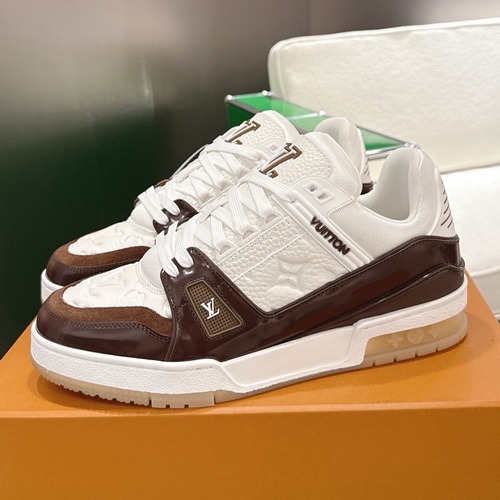 LOUIS VUITTON 루이비통 트레이너 스니커즈 블랙 앤 화이트