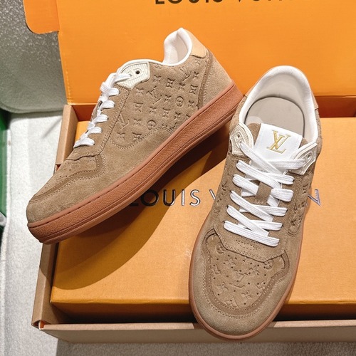 LOUIS VUITTON 루이비통 스니커즈 베이지
