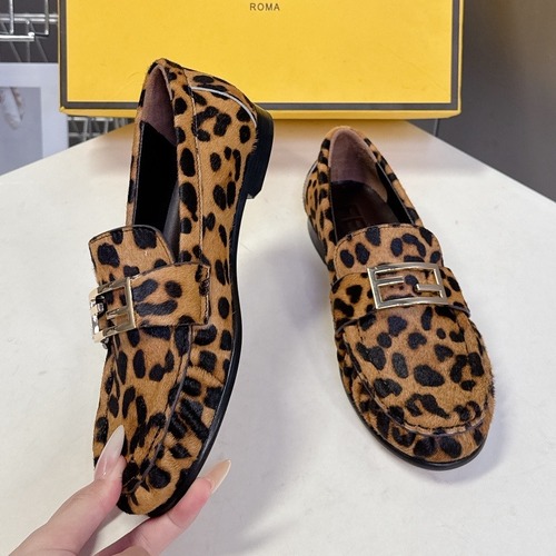 FENDI 펜디 FF 로고 로퍼 블랙