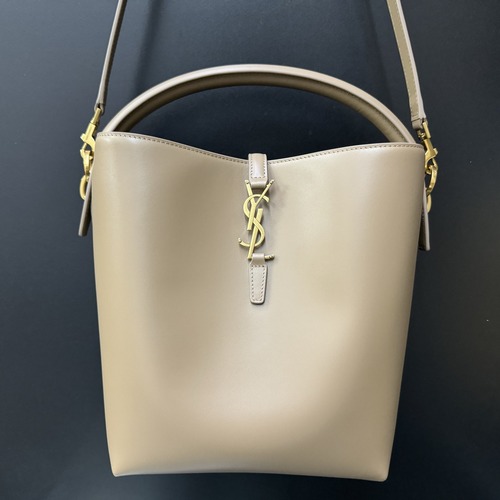Saint Laurent Le 37 생로랑 Le 37 버킷 숄더/토트백 20CM
