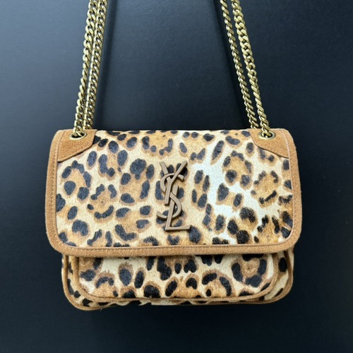 SAINT LAURENT 생로랑 니키 미디엄 레오파드 헤어카프 체인백 22CM