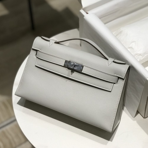 Hermès Kelly  에르메스 켈리 포쉐트 스위프트 가죽 22cm