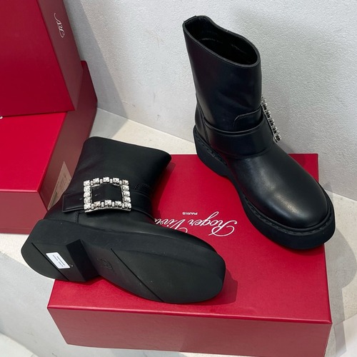Roger Vivier 로저 비비에 Roger Vivier 로저 비비에 메탈 버클 플랫폼 앵클부츠