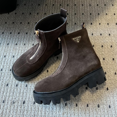 Prada 프라다 모노리스 스웨이드 플랫폼 앵클부츠