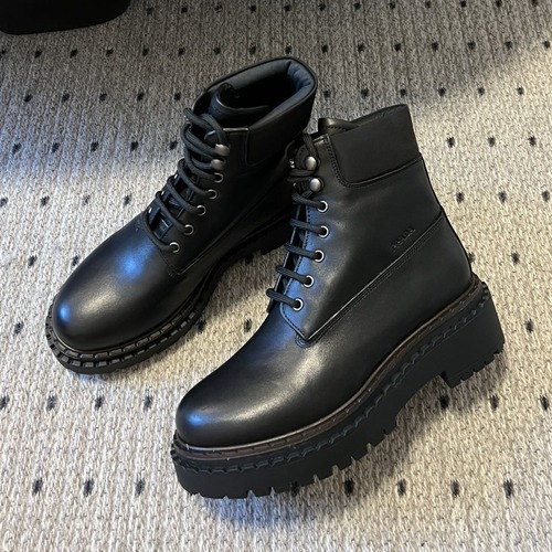 PRADA 프라다 플랫폼 레더 레이스업 앵클부츠