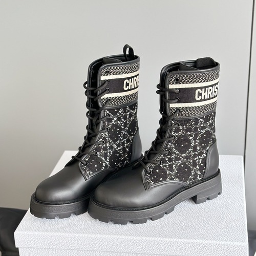 DIOR 디올 로고 레이스업 컴뱃 부츠