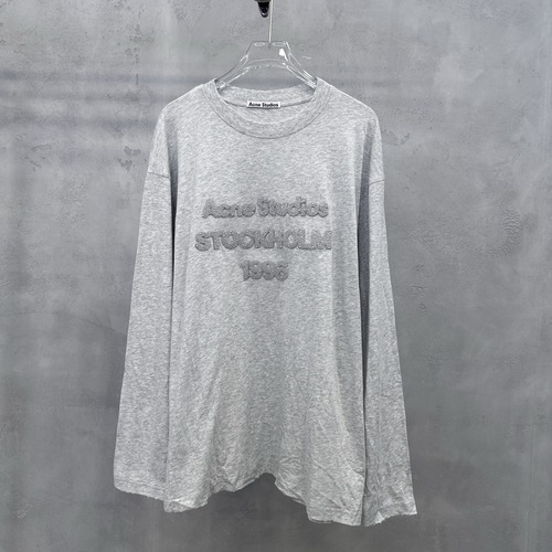 Acne Studios 아크네스튜디오 스톡홀름 비즈 로고 롱슬리브 티셔츠