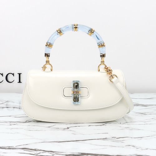 Gucci 구찌 뱀부 1947 탑핸들백 스무스 레더 화이트 블루 뱀부 핸들 골드 하드웨어 26cm