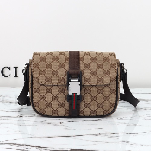 Gucci 구찌 GG 수프림 캔버스 버클 크로스백 베이지 브라운