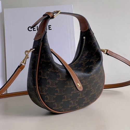 Celine 셀린느 루루 스몰 하프문 호보백 그레인드 카프스킨 파우더 핑크 골드 하드웨어