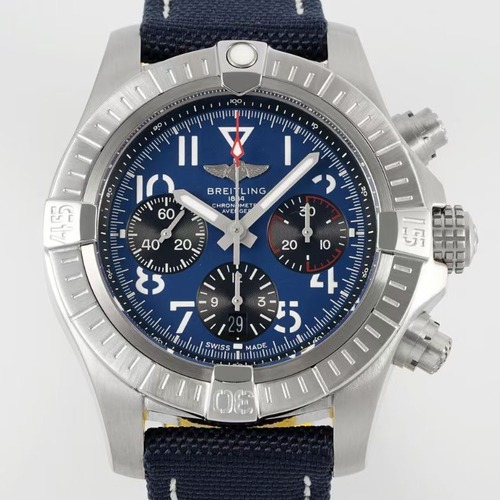 Breitling Avenger B01 Chronograph 45 브라이틀링 어벤저 B01 크로노그래프 45