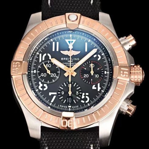 Breitling Avenger B01 Chronograph 45 브라이틀링 어벤저 B01 크로노그래프 45 골드블랙