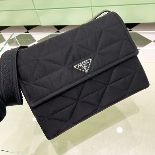 Prada 프라다 남녀공용 삼각로고 퀼팅 메신저백