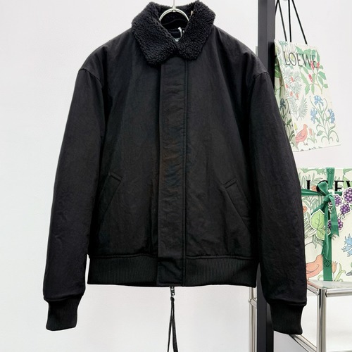 Acne Studios 아크네 스튜디오 양털 칼라 파일럿 재킷